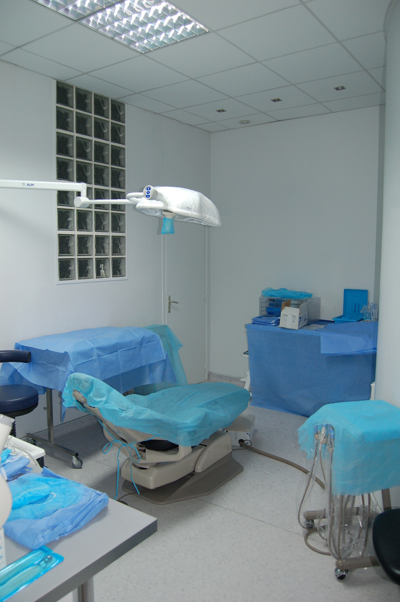 chirurgie dentiste la defense courbevoie